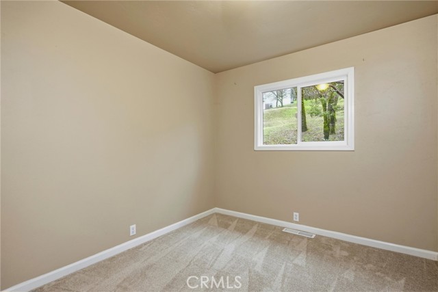 Detail Gallery Image 25 of 37 For 19474 Donkey Hill, Hidden Valley Lake,  CA 95467 - 3 Beds | 2 Baths