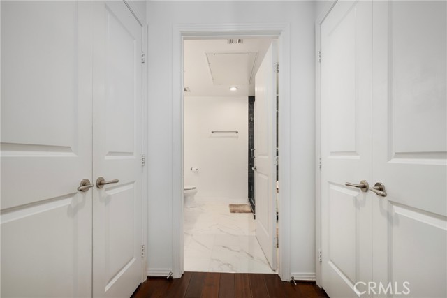 4050 Glencoe Avenue, Marina del Rey CA: https://media.crmls.org/medias/a4790f5d-34d2-41c2-b6e3-70b6717b1065.jpg