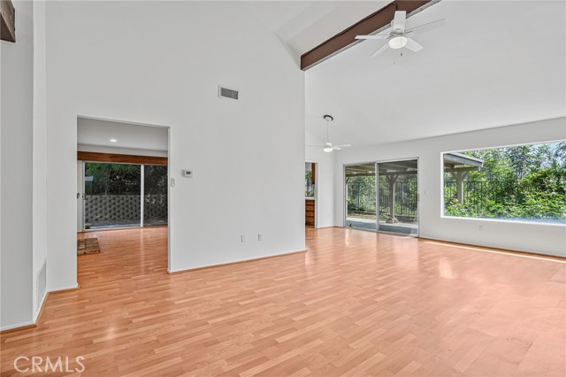 Detail Gallery Image 2 of 27 For 8308 Lakeside Dr, Jurupa Valley,  CA 92509 - 3 Beds | 2 Baths