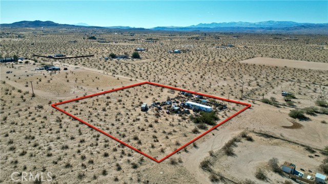 Detail Gallery Image 3 of 28 For 1825 Noble Way, Landers,  CA 92285 - 2 Beds | 1 Baths