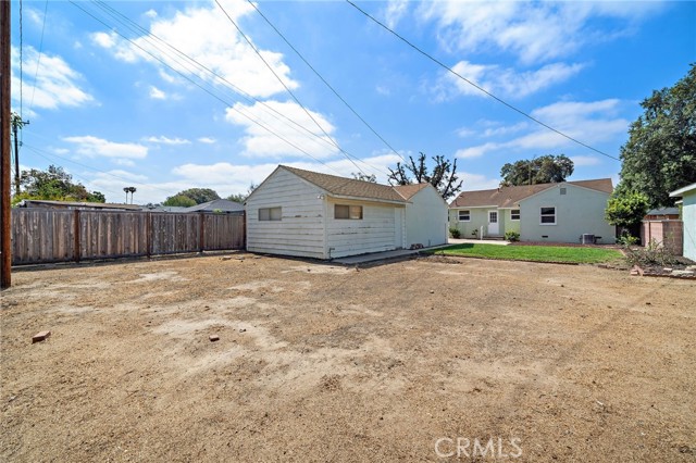 509 E Camile Street, Santa Ana CA: https://media.crmls.org/medias/a479e9d3-4466-4acc-9c8c-e129b88d00d1.jpg