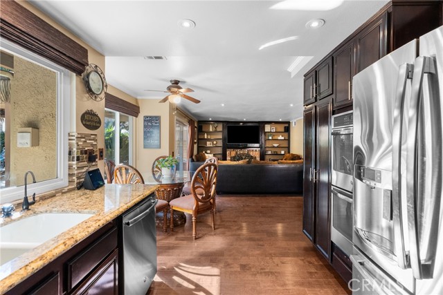 Detail Gallery Image 29 of 70 For 20344 Calhaven, Saugus,  CA 91390 - 3 Beds | 2/1 Baths