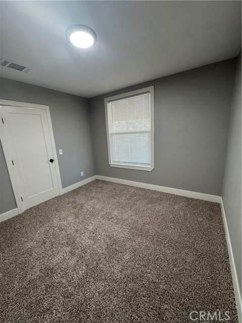 Detail Gallery Image 8 of 23 For 428 N Clark St, Fresno,  CA 93701 - 3 Beds | 1 Baths