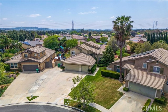 1705 Tee Time Avenue, Beaumont CA: https://media.crmls.org/medias/a47afd07-9701-4dc1-8c29-bf639a458ce8.jpg