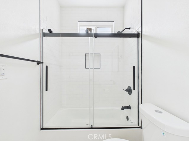 Detail Gallery Image 5 of 13 For 625 Orizaba Ave #6,  Long Beach,  CA 90814 - 2 Beds | 1 Baths