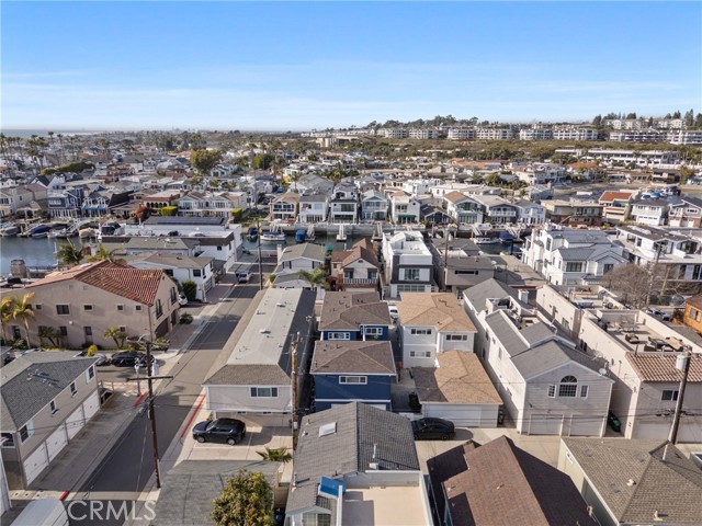 Detail Gallery Image 43 of 48 For 502 36th St, Newport Beach,  CA 92663 - 5 Beds | 4 Baths