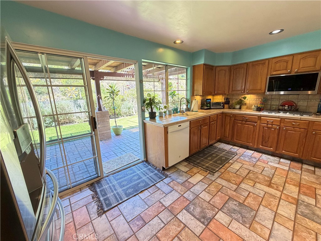 4916 Euclid Court - photo 16