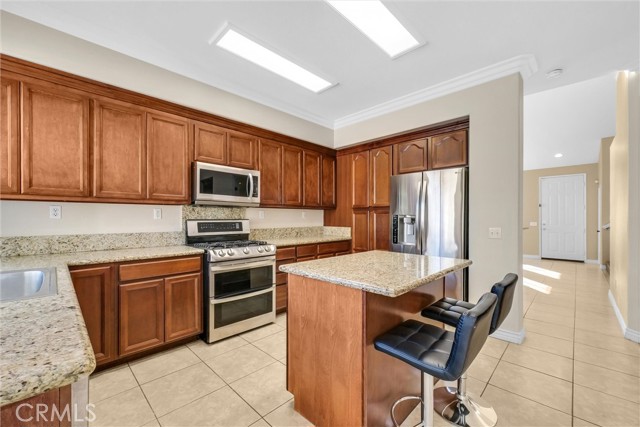 Detail Gallery Image 10 of 32 For 3273 Fig Ct, Lake Elsinore,  CA 92530 - 4 Beds | 3 Baths