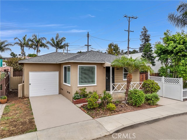 1410 Anaheim Place, Long Beach, California 90804, 2 Bedrooms Bedrooms, ,1 BathroomBathrooms,Single Family Residence,For Sale,Anaheim,OC24174855