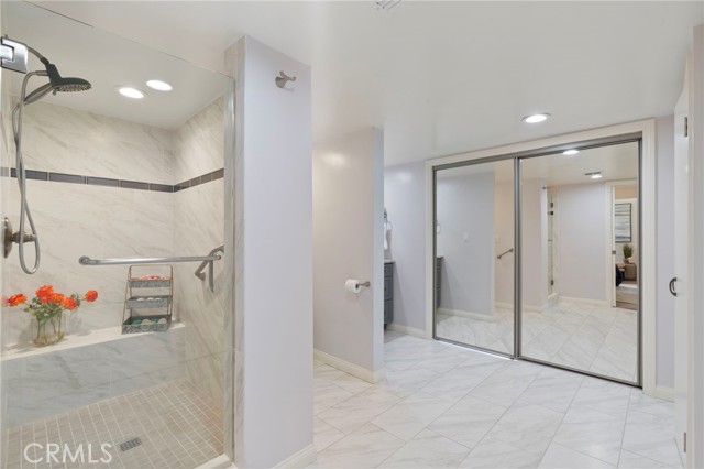 3340 Hillrose Dr, Rossmoor CA: https://media.crmls.org/medias/a47ce607-0377-404c-9091-f22b27a9af1d.jpg
