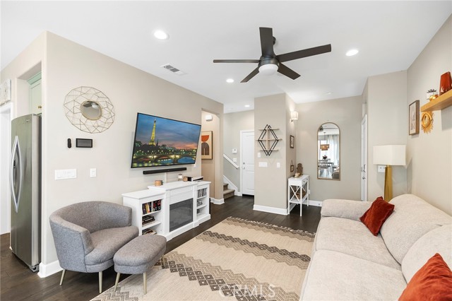 Detail Gallery Image 10 of 46 For 35334 Marabella Ct, Winchester,  CA 92596 - 3 Beds | 2/1 Baths