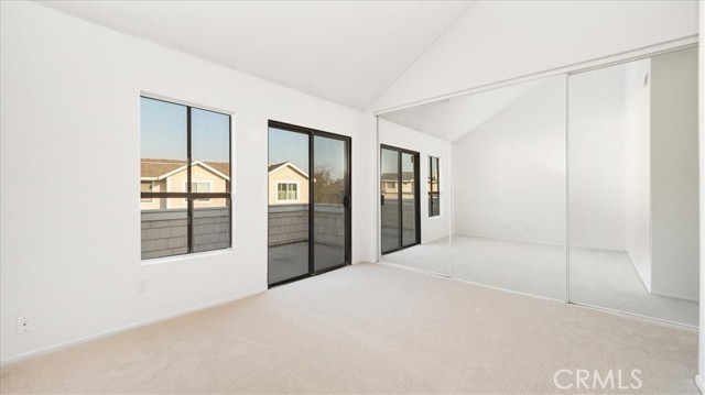 Detail Gallery Image 26 of 39 For 2243 Pacific Ave #3,  Costa Mesa,  CA 92627 - 3 Beds | 2/1 Baths