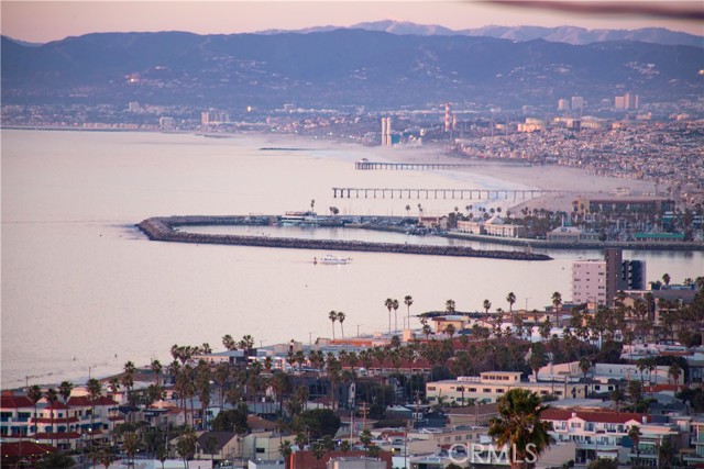 Detail Gallery Image 48 of 48 For 229 via Pasqual, Redondo Beach,  CA 90277 - 4 Beds | 4 Baths
