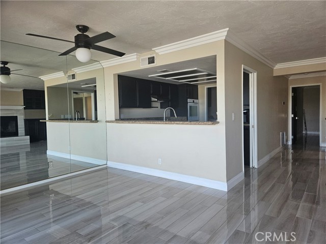 Detail Gallery Image 2 of 6 For 13316 Makai Ct, Victorville,  CA 92395 - 3 Beds | 2 Baths