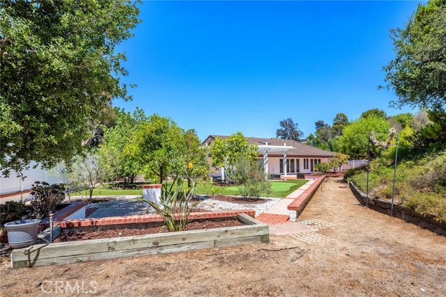 Detail Gallery Image 29 of 34 For 4 Bridlewood Cir, Rolling Hills Estates,  CA 90274 - 3 Beds | 2/1 Baths