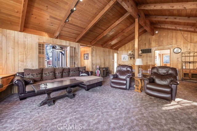 Detail Gallery Image 12 of 42 For 41789 Comstock, Big Bear Lake,  CA 92315 - 4 Beds | 2 Baths