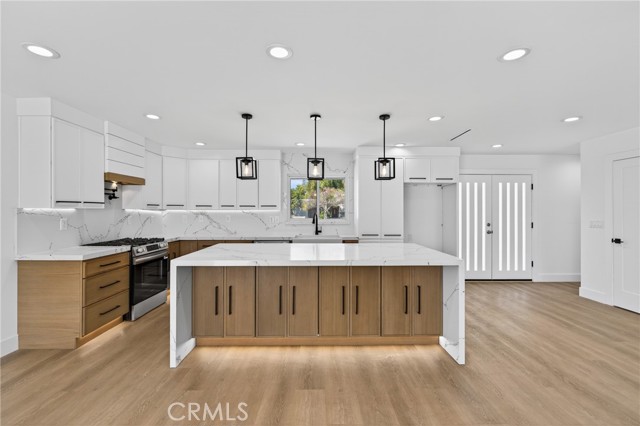 Detail Gallery Image 14 of 54 For 13068 Mineola St, Arleta,  CA 91331 - 3 Beds | 2 Baths