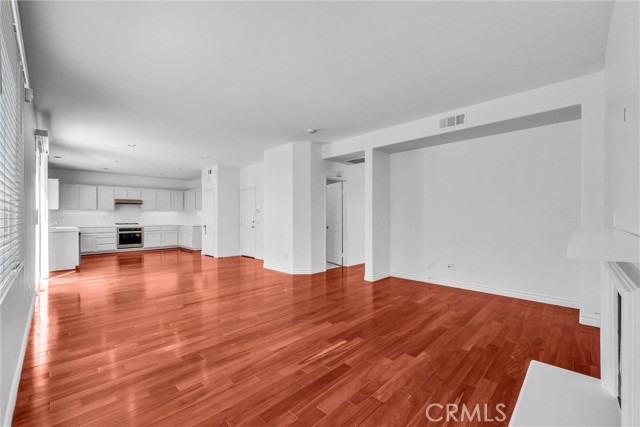 15 Birchwood, Irvine CA: https://media.crmls.org/medias/a4806c2d-4717-4c67-814a-9a0eb13227d0.jpg