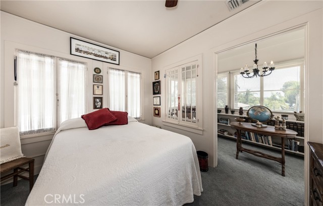 11460 Terracina Blvd, Redlands CA: https://media.crmls.org/medias/a481df32-c04b-461b-be80-b5a79484a982.jpg