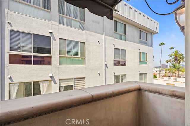 462 S Maple Drive, Beverly Hills CA: https://media.crmls.org/medias/a482daf9-9786-402b-9f2d-a83acae8ba71.jpg