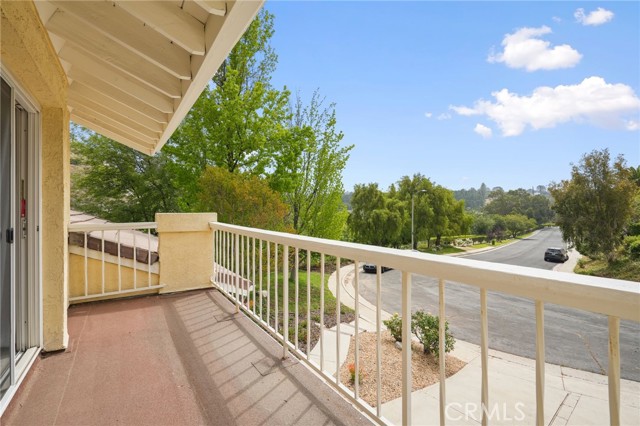 7169 Castle Peak Drive, West Hills CA: https://media.crmls.org/medias/a4831b18-b27c-47d9-a863-de1d165630f9.jpg