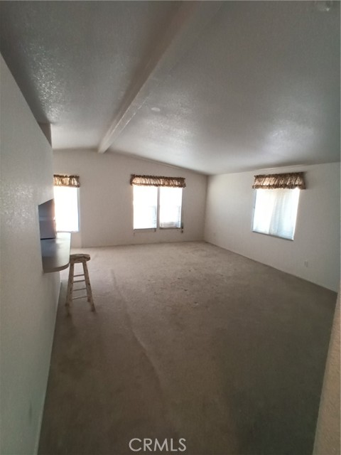 Detail Gallery Image 7 of 17 For 3050 W Ball #75,  Anaheim,  CA 92804 - 2 Beds | 2 Baths