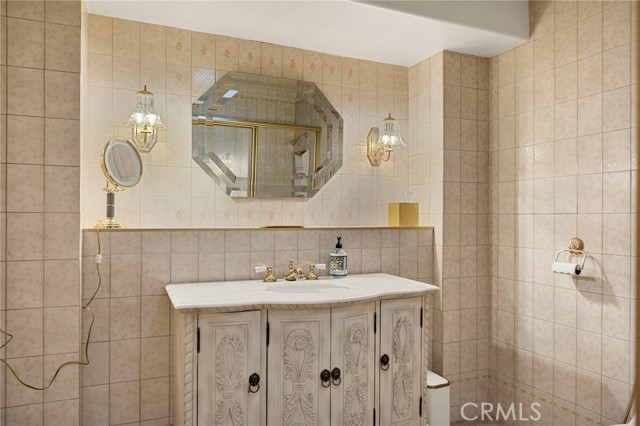 Detail Gallery Image 42 of 50 For 971 Grass Valley, Lake Arrowhead,  CA 92352 - 3 Beds | 4 Baths