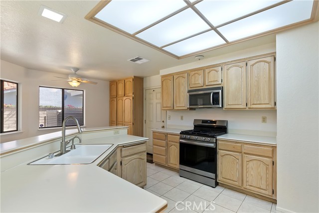 45355 Mesa, Indian Wells CA: https://media.crmls.org/medias/a485644d-c0ca-4101-87ad-38d29a9a0c88.jpg