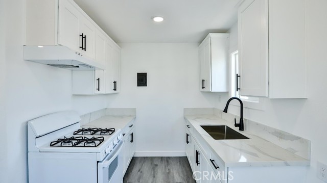 Detail Gallery Image 7 of 12 For 5838 Allston, Los Angeles,  CA 90022 - 6 Beds | 4 Baths