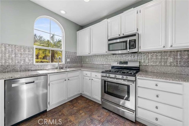 Detail Gallery Image 9 of 46 For 25 Amy Way, Ladera Ranch,  CA 92694 - 3 Beds | 2/1 Baths