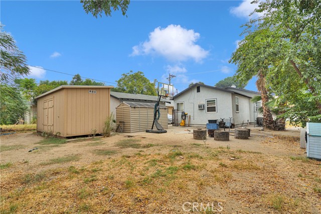 1554 N Sierra Way, San Bernardino CA: https://media.crmls.org/medias/a4877d89-a2ae-41bd-a69f-bdb58d41ebfc.jpg