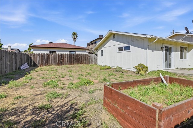 Detail Gallery Image 11 of 28 For 1847 8th, Los Osos,  CA 93402 - 3 Beds | 2 Baths