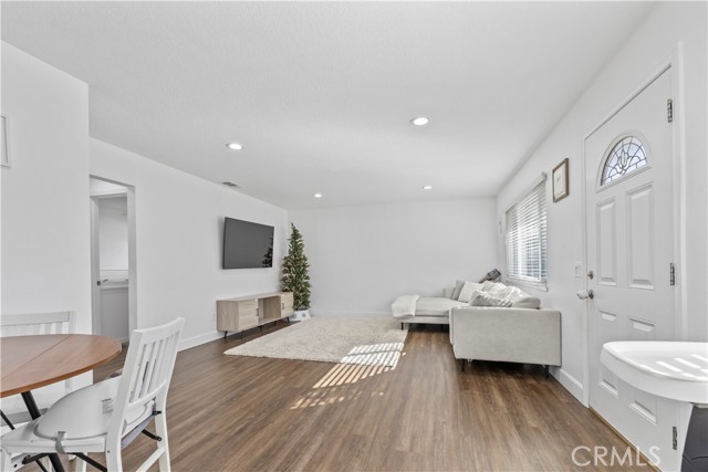 Detail Gallery Image 11 of 26 For 2451 College, La Verne,  CA 91750 - 2 Beds | 1 Baths