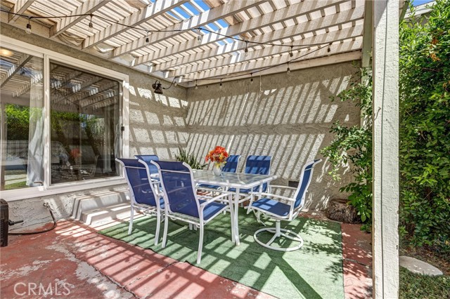18026 Duncan Street, Encino CA: https://media.crmls.org/medias/a488ec1f-9272-4d4a-852b-0ad351543e46.jpg