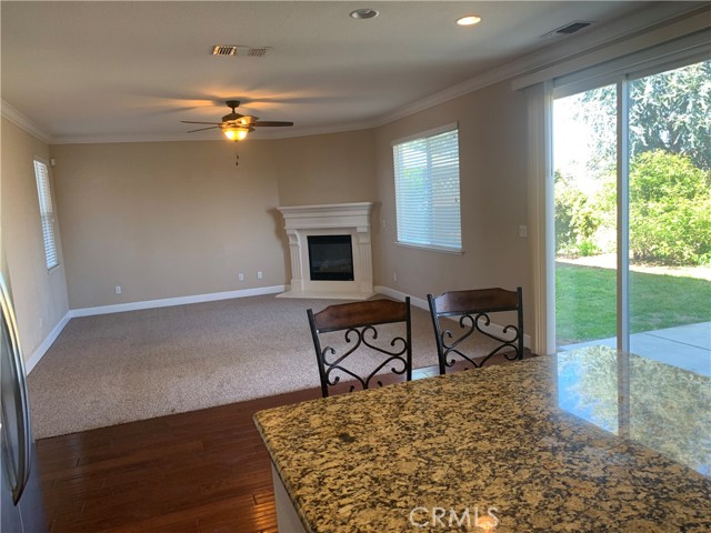 538 Burnt Ranch Way, Chico CA: https://media.crmls.org/medias/a48928c6-1863-4e48-ad25-3ee85fabde11.jpg