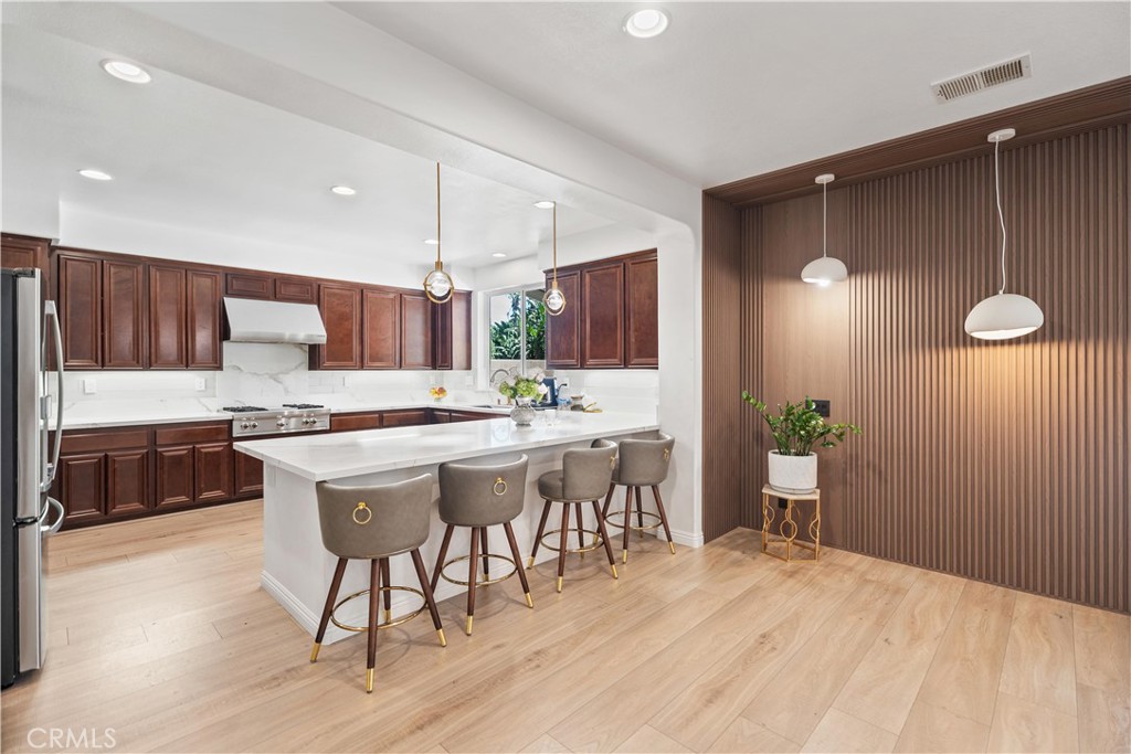 MLS #WS25169872 img 10