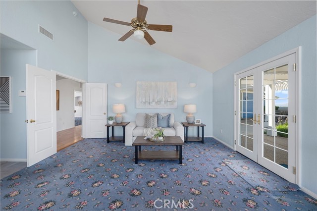 40115 Via Cordova, Temecula CA: https://media.crmls.org/medias/a48984c5-9925-45f9-bf9c-53f6eb8db68b.jpg