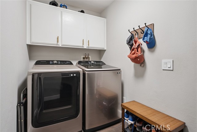 Detail Gallery Image 29 of 37 For 5179 Knollwood Way, Woodland Hills,  CA 91364 - 4 Beds | 3 Baths