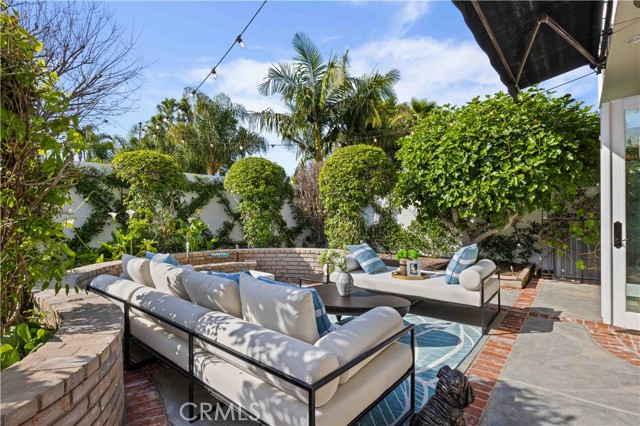Detail Gallery Image 9 of 48 For 57 Shearwater Pl, Newport Beach,  CA 92660 - 3 Beds | 2/1 Baths