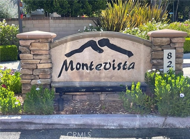8215 E White Oak, Orange CA: https://media.crmls.org/medias/a48bad9c-bb46-4420-a13a-1210fcc39b75.jpg