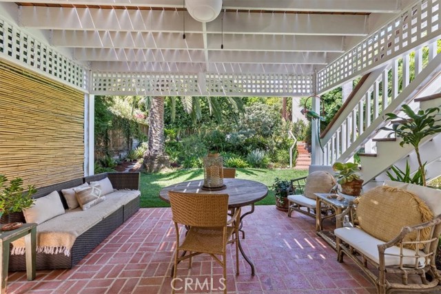 593 26th Street, Manhattan Beach, California 90266, 3 Bedrooms Bedrooms, ,2 BathroomsBathrooms,Residential,Sold,26th,SB22189948