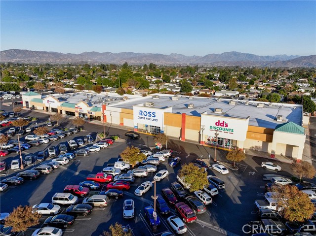 14324 Roscoe Boulevard, Panorama City CA: https://media.crmls.org/medias/a48f4348-8426-415c-8715-c14457db211c.jpg