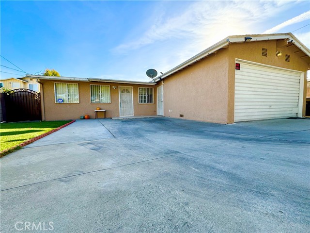 Detail Gallery Image 1 of 1 For 3876 Athol St, Baldwin Park,  CA 91706 - 3 Beds | 1 Baths