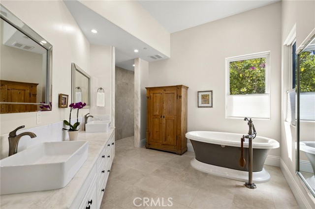 31527 Aguacate Road, San Juan Capistrano CA: https://media.crmls.org/medias/a4901f53-5886-4584-8699-0a2b372cbe36.jpg