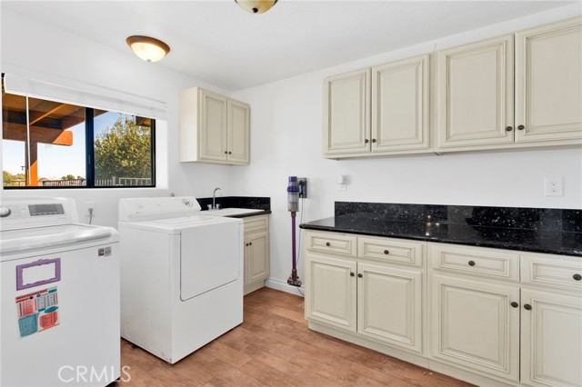 Detail Gallery Image 23 of 58 For 18186 Bangor, Hesperia,  CA 92345 - 4 Beds | 3 Baths