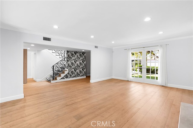 Detail Gallery Image 10 of 53 For 3156 Dona Emilia Dr, Studio City,  CA 91604 - 5 Beds | 3 Baths