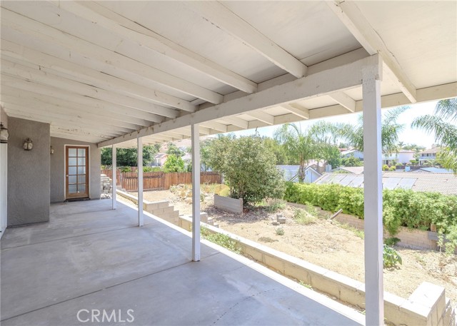 29698 Vacation Drive, Canyon Lake CA: https://media.crmls.org/medias/a4910b7b-6207-4f4b-a836-6d304fbaca40.jpg