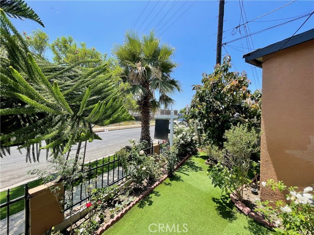 Detail Gallery Image 5 of 27 For 2609 Hyde Park Bld, Los Angeles,  CA 90043 - 2 Beds | 1 Baths
