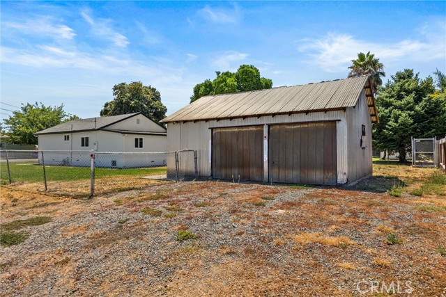 454 F St, Biggs CA: https://media.crmls.org/medias/a4921bf9-e789-4915-9730-c6f0782891f6.jpg