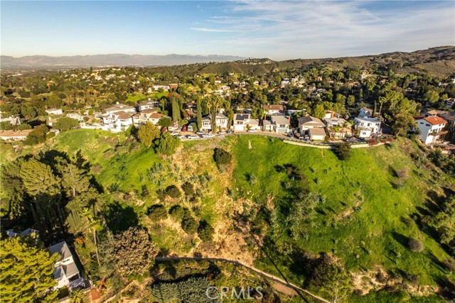 Detail Gallery Image 11 of 19 For 34 Torreon Dr, Woodland Hills,  CA 91364 - – Beds | – Baths